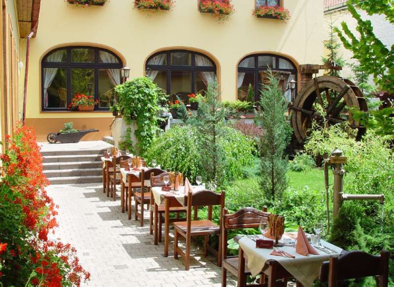 Selsky Dvur - Bohemian Village Courtyard Hotel Prag