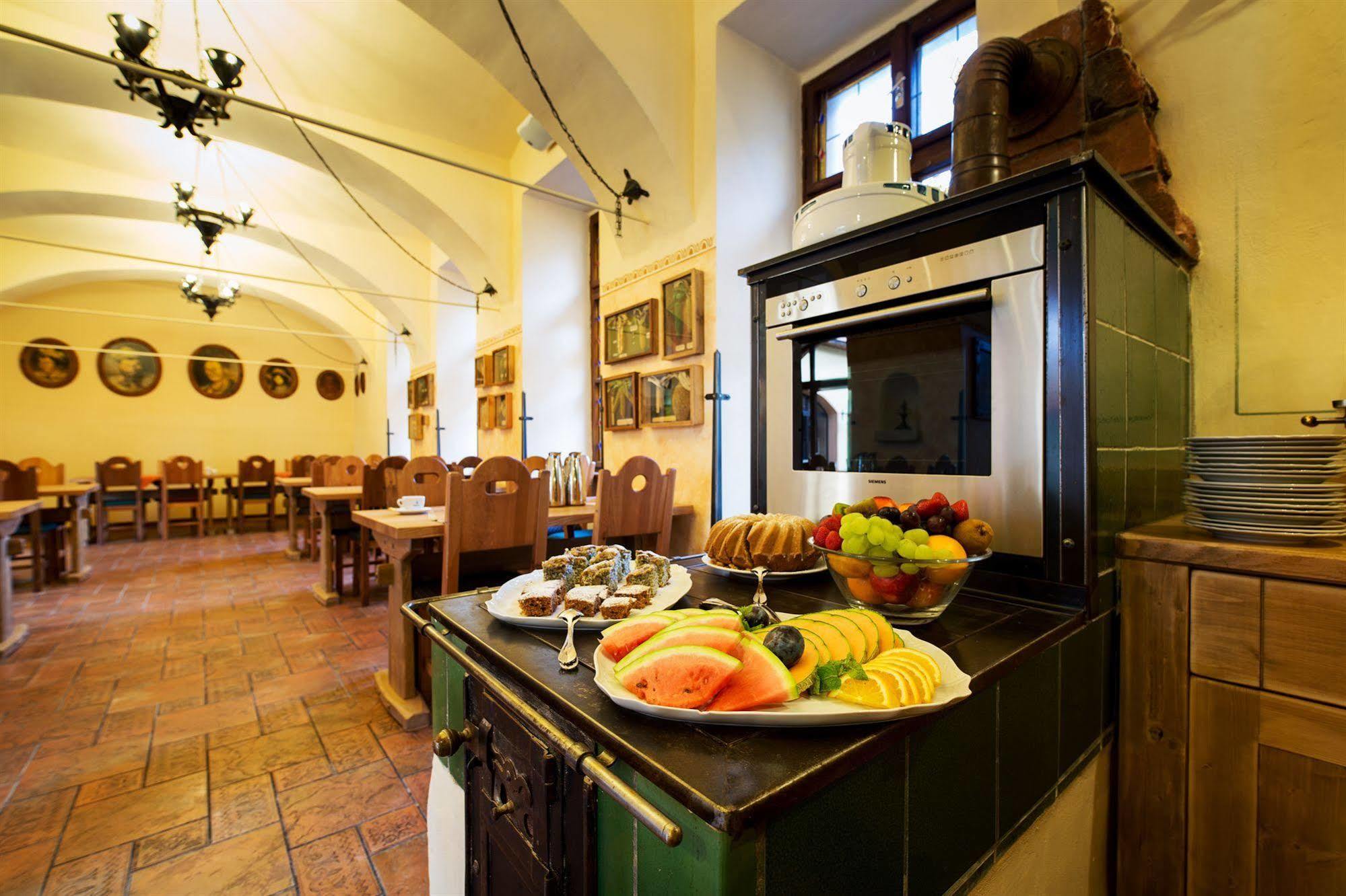Selsky Dvur - Bohemian Village Courtyard Hotel Praga